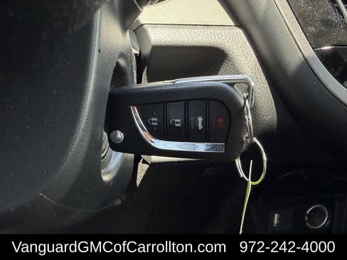 Used 2023 Toyota Camry SE FWD image 23
