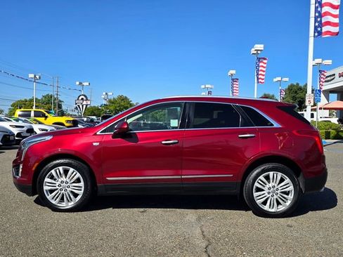 Used 2018 Cadillac XT5 Premium Luxury FWD image 8