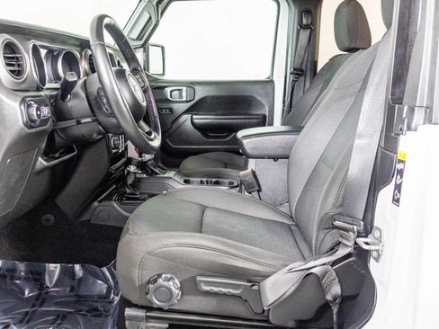 Used 2021 Jeep Wrangler Willys w/ LED Headlamp & Fog Lamp Group image 66