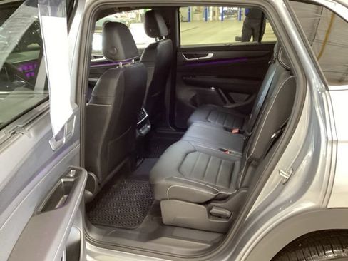 Certified 2026 Volkswagen Atlas Cross Sport SEL w/ MDO Package AWD/4WD image 13