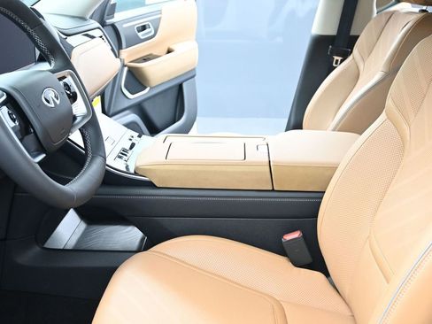 New 2026 INFINITI QX80 Luxe w/ Exterior Package image 9