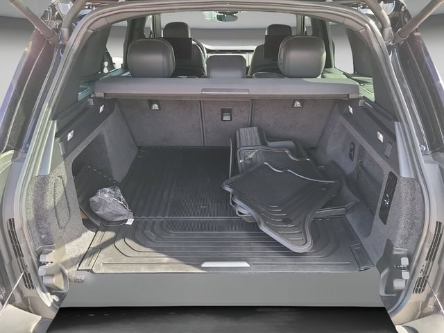 Used 2023 Land Rover Range Rover SE AWD/4WD image 9