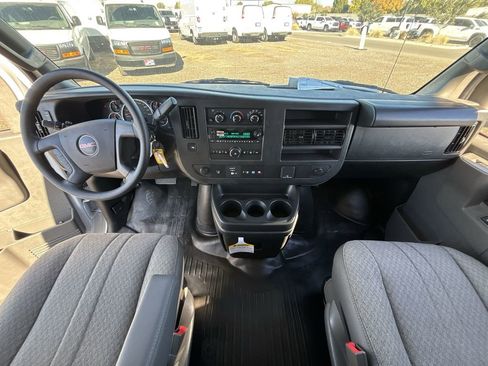 New 2025 GMC Savana 2500 Extended w/ Driver Convenience Package RWD image 19