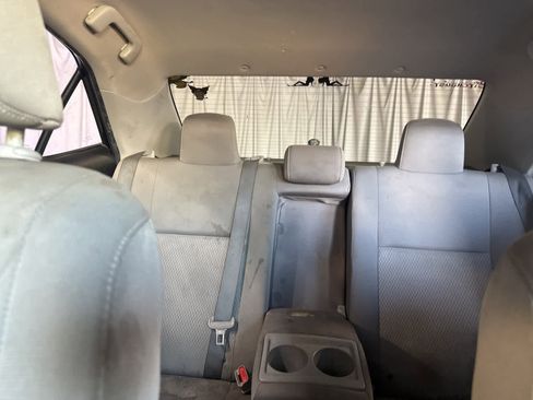 Used 2016 Toyota Corolla LE image 18