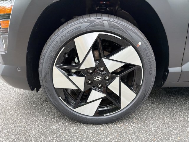 New 2026 Hyundai Kona Limited FWD image 13