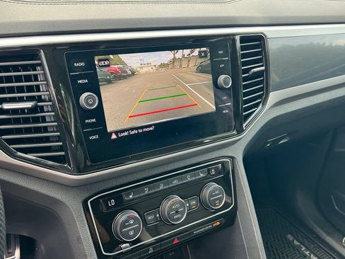 Used 2022 Volkswagen Atlas SEL Premium AWD/4WD image 18