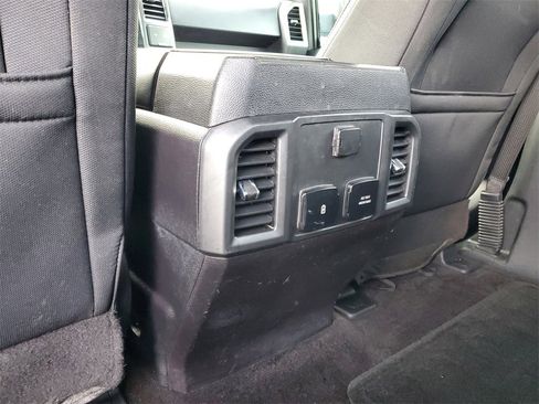 Used 2017 Ford F150 XLT w/ Equipment Group 302A Luxury image 33