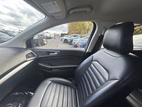 Used 2023 Ford Edge SEL image 21