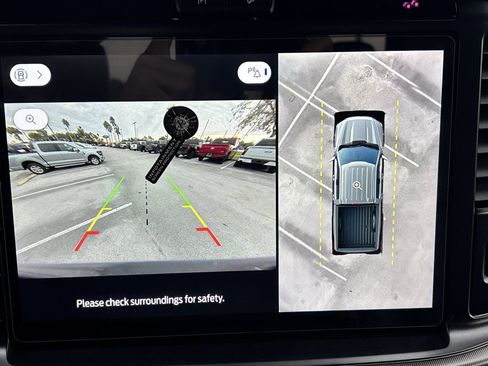 New 2025 Ford F150 Lariat w/ Equipment Group 502A High image 26