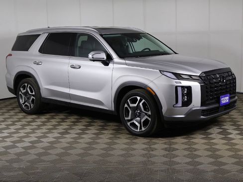 Certified 2025 Hyundai Palisade SEL AWD/4WD image 2