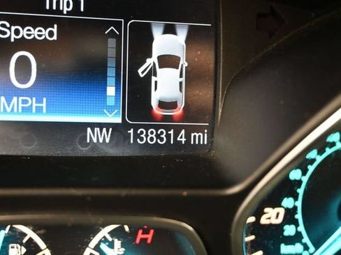 Used 2014 Ford Escape SE w/ Equipment Group 201A AWD/4WD image 19