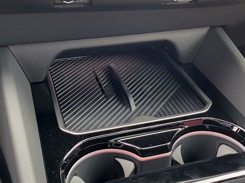 New 2027 BMW 550e xDrive AWD/4WD image 30