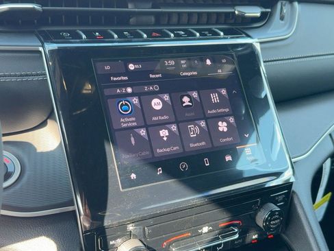 New 2025 Jeep Grand Cherokee Laredo X image 24