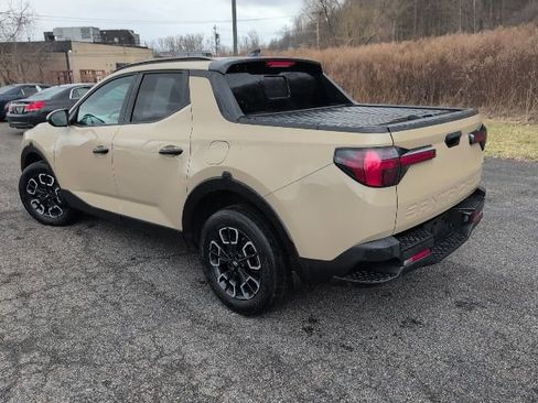 Used 2023 Hyundai Santa Cruz SEL w/ Activity Package image 4