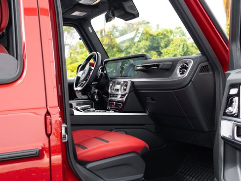 Used 2024 Mercedes-Benz G 63 AMG 4MATIC image 68