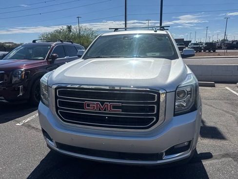 Used 2018 GMC Yukon XL SLT w/ HD Trailering Package AWD/4WD image 5