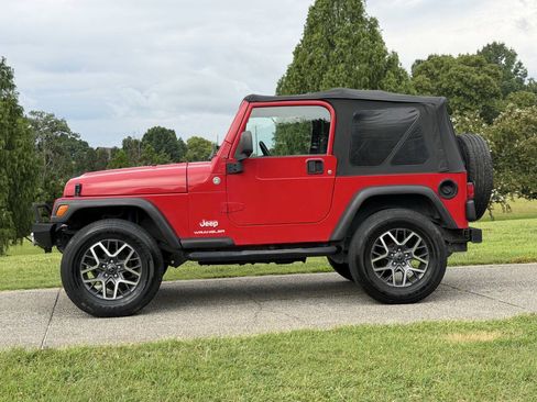 Used 2006 Jeep Wrangler X AWD/4WD image 4