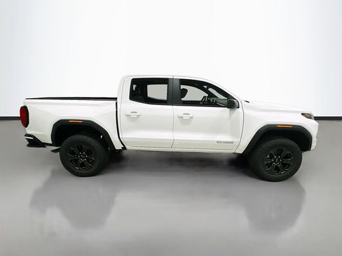 Used 2025 GMC Canyon Elevation w/ Convenience Package RWD image 8