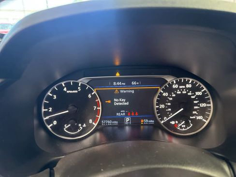 Used 2024 Nissan Altima 2.5 SV FWD image 22
