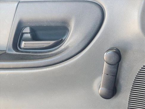 Used 2010 Ford Ranger XL image 8