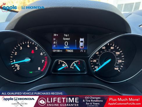 Used 2017 Ford Escape SE w/ Equipment Group 201A image 5