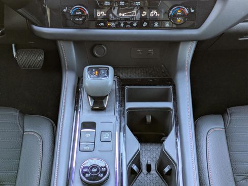 Used 2025 Nissan Pathfinder Rock Creek image 20