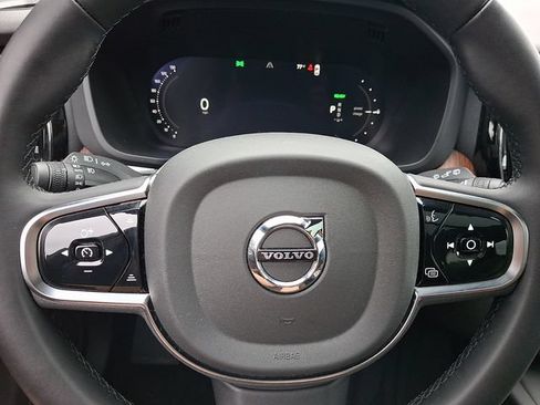 Certified 2024 Volvo XC60 T8 Plus w/ Climate Package AWD/4WD image 21