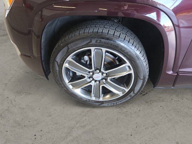 Used 2017 GMC Acadia Denali AWD/4WD image 9
