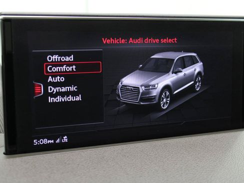 Used 2019 Audi Q7 3.0T Prestige w/ Prestige Package AWD/4WD image 65
