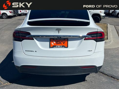 Used 2016 Tesla Model X 75D image 7