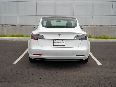 Used 2023 Tesla Model 3 Standard Range RWD image 7