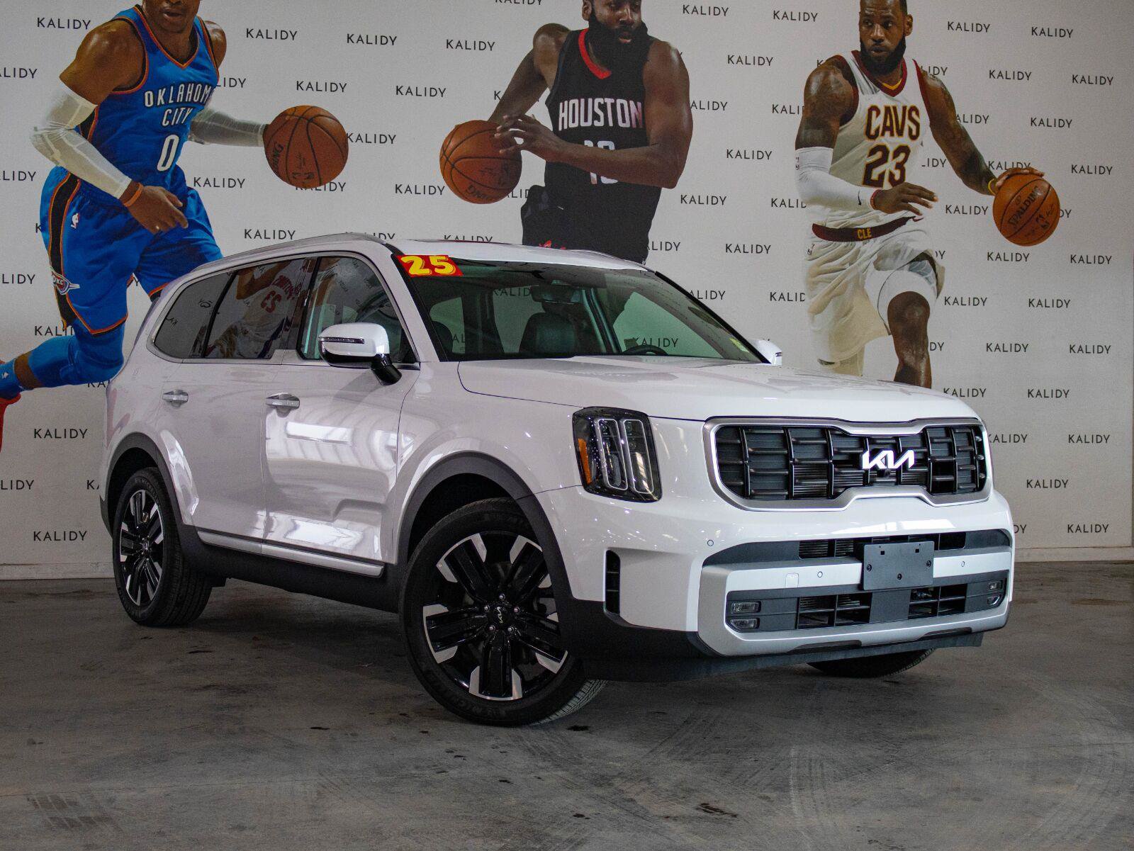 Used 2025 Kia Telluride SX Prestige X-Line AWD/4WD image 2