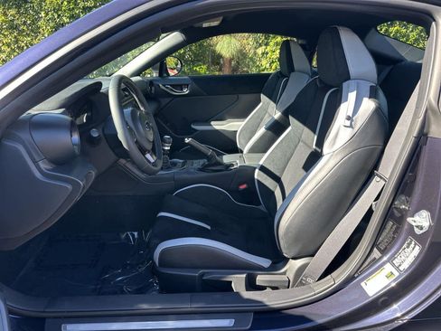 Used 2025 Subaru BRZ Limited image 11