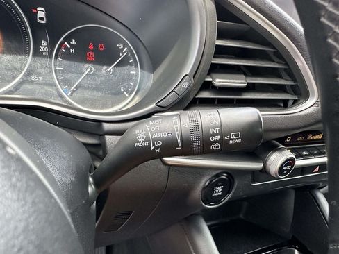 Used 2024 MAZDA MAZDA3 s FWD image 25