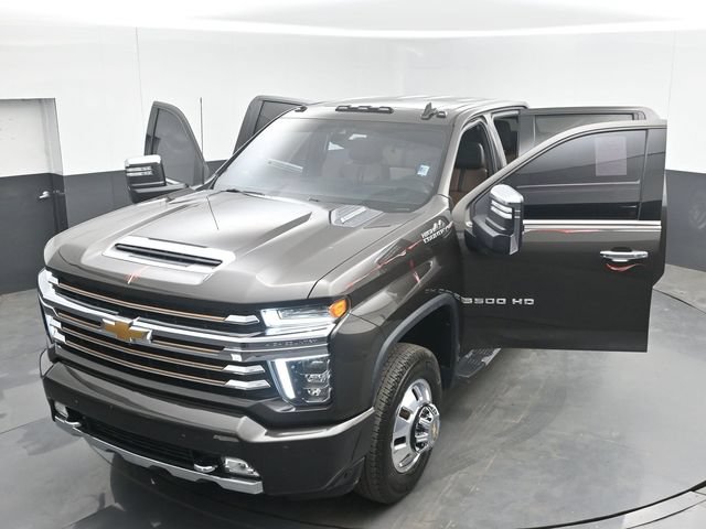 Used 2021 Chevrolet Silverado 3500 High Country w/ Snow Plow Prep/Camper Package AWD/4WD image 54