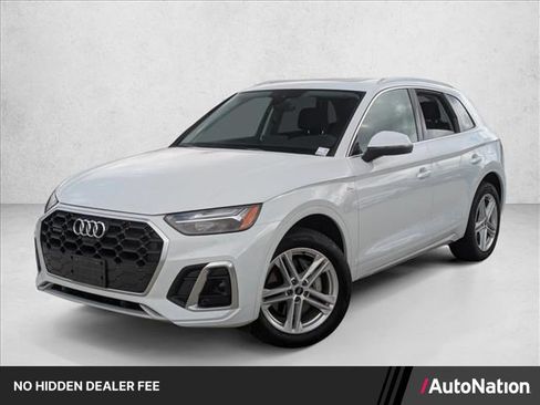 Used 2025 Audi Q5 e Premium Plus AWD/4WD image 1