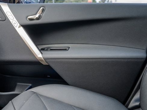 Used 2025 BMW iX xDrive50 image 14