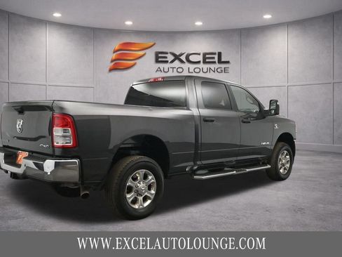 Used 2024 RAM 2500 Big Horn AWD/4WD image 9