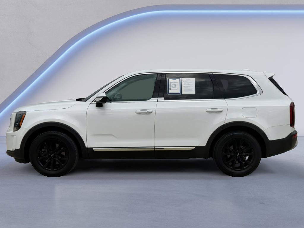 Used 2022 Kia Telluride LX AWD/4WD image 2