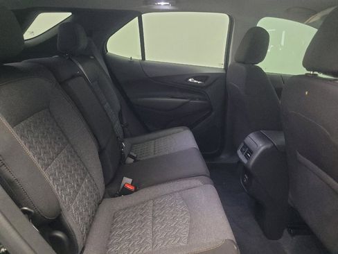 Used 2024 Chevrolet Equinox LT FWD image 19