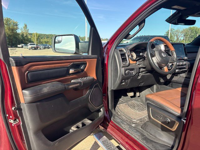 Used 2022 RAM 1500 Limited AWD/4WD image 9