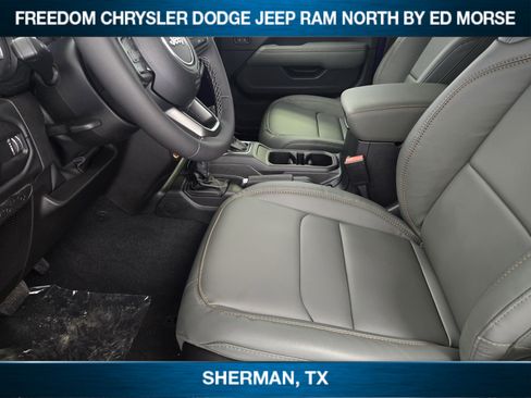 New 2026 Jeep Gladiator Mojave image 8