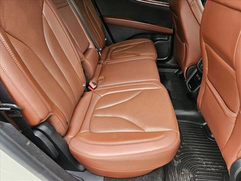 Used 2020 Lincoln Nautilus Reserve w/ Equipment Group 201A image 21