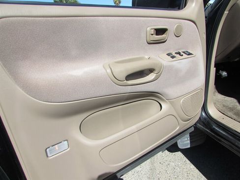 Used 2000 Toyota Tundra SR5 RWD image 15