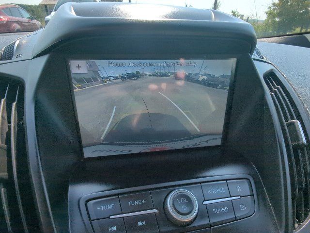 Used 2019 Ford Escape SE FWD image 18