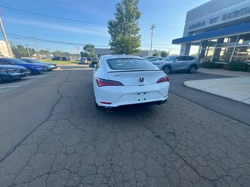 Used 2025 Acura Integra A-Spec FWD image 9