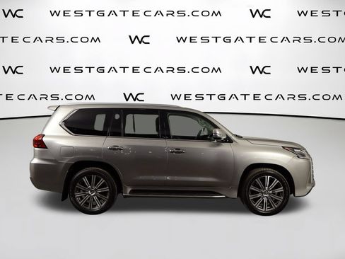 Used 2016 Lexus LX 570 4WD w/ Luxury Package image 51