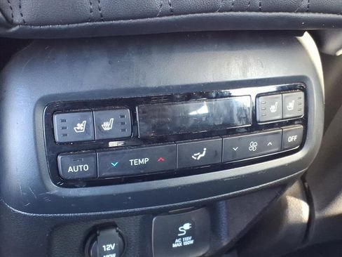 Used 2020 Hyundai Palisade Limited image 13