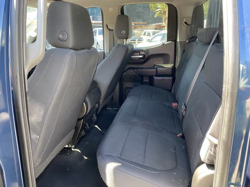 Used 2019 Chevrolet Silverado 1500 Custom w/ Custom Value Package RWD image 16