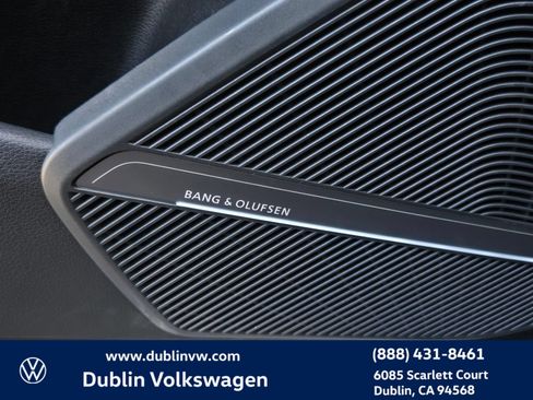 Used 2023 Audi SQ5 Premium Plus w/ Premium Plus Package AWD/4WD image 12